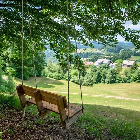 Glamping Laze Chalet