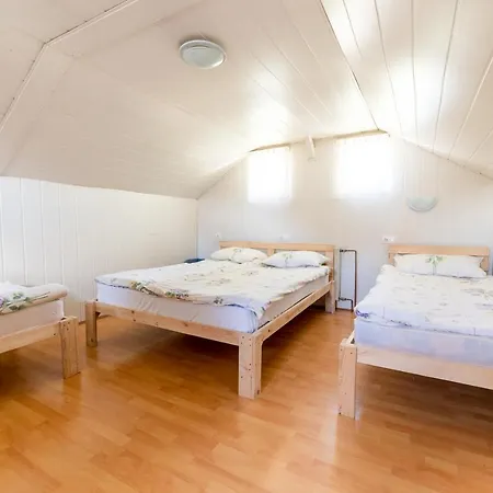 Glamping Laze Alpehytte *