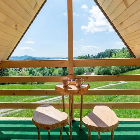 Chalet Glamping Laze