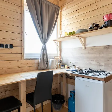 Brvnara Glamping Laze *