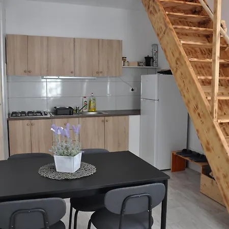 Alpesi faház Glamping Laze *