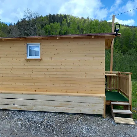 Glamping Laze 샬레 Gorenja Vas (Gorenja Vas-Poljane)