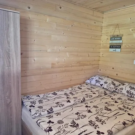 Glamping Laze Chalet *
