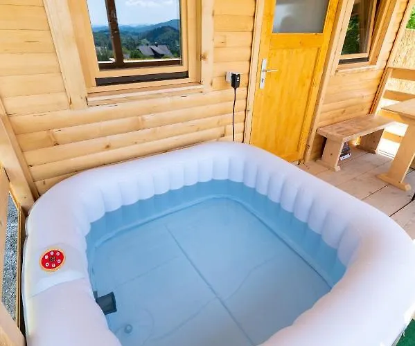 Glamping Laze Chalet