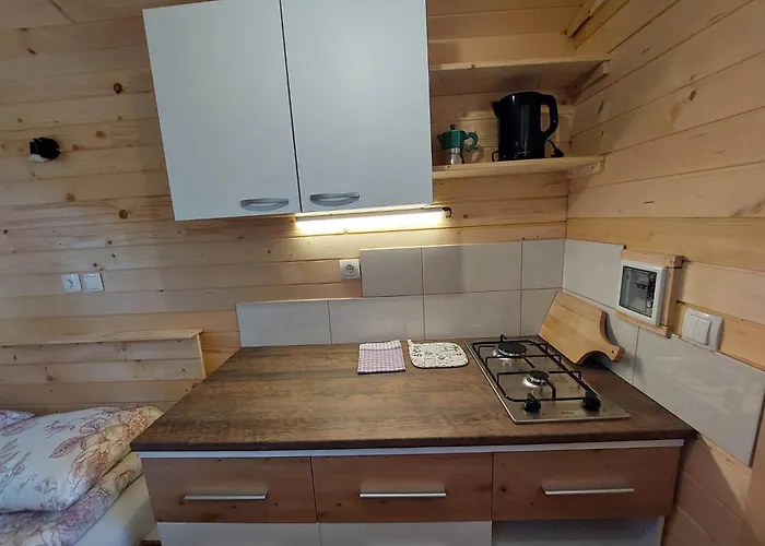 Glamping Laze * Gorenja Vas (Gorenja Vas-Poljane)