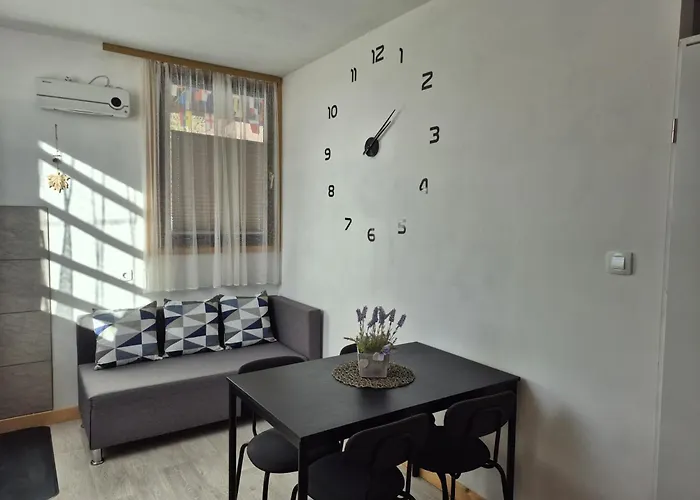 Glamping Laze * Gorenja Vas (Gorenja Vas-Poljane)