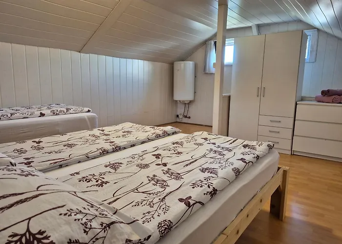 Шале Glamping Laze Гореня Вас