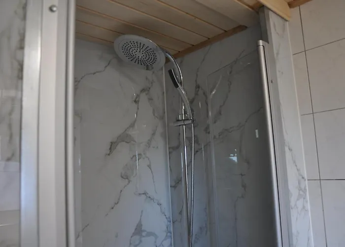 Glamping Laze * Гореня Вас